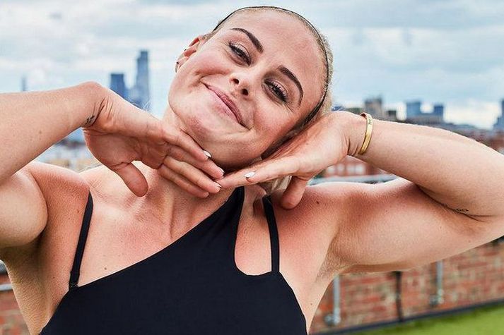 Sara Sigmundsdóttir keppir í Miami en þetta er annað mótið hennar á stuttum tíma eftir að hún keppti í Dúbaí rétt fyrir jól.