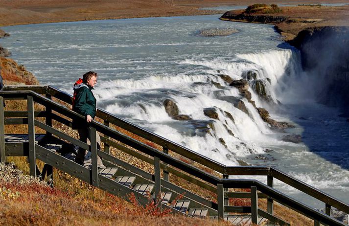 Við Gullfoss.