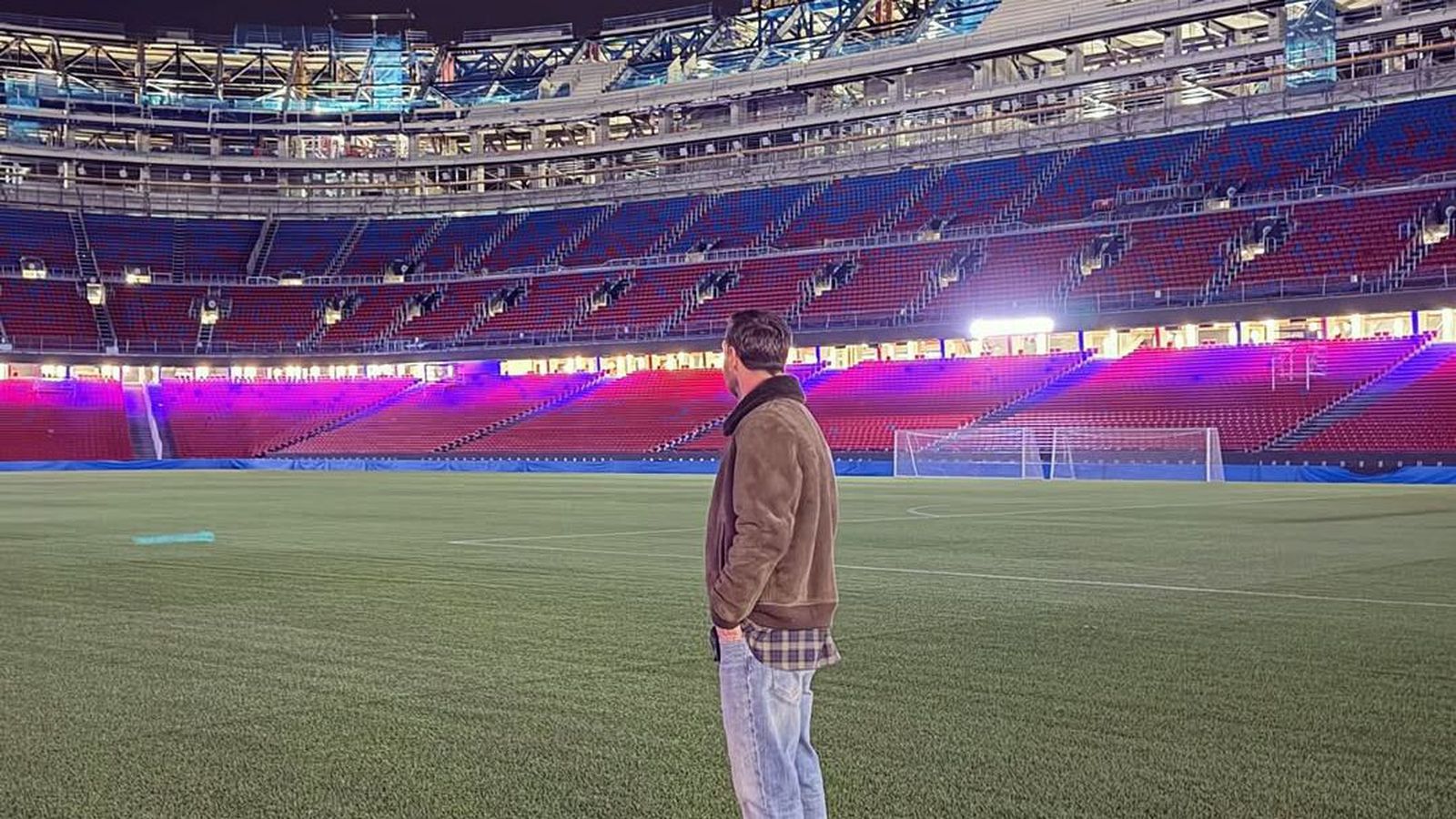 Messi laumaðist inn á leik­vang Barcelona og lét engan vita