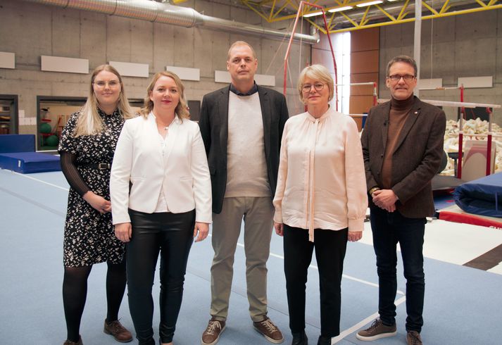 F.v. Inger Erla Thomsen, Guðný Birna Guðmundsdóttir, Viktor Stefán Pálsson, Oddný G. Harðardóttir og Friðjón Einarsson.