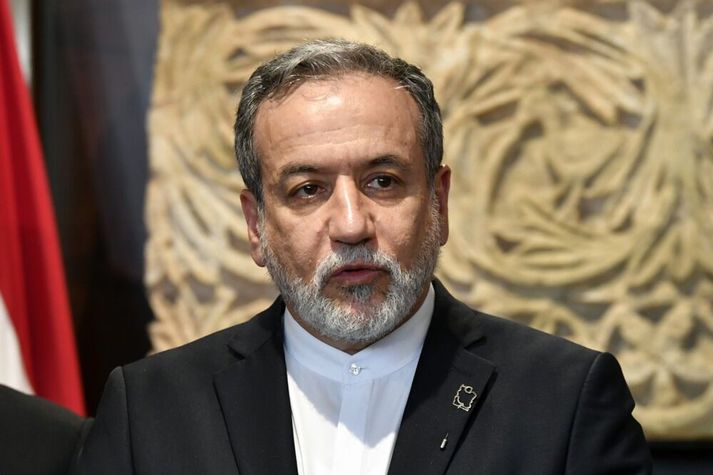 Abbas Araghchi, utanríkisráðherra Íran, fundar í dag með utanríkisráðherrum Bretland, Frakklands og Þýskalands í þeim tilgangi að reyna að komast að diplómatískri lausn um kjarnorkuáætlun Íran. 