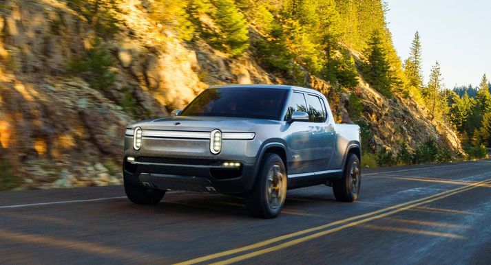 Rivian-pallbíllinn er með risastórar 180 kWh rafhlöður og eru ekki dæmi um svo stórar rafhlöður í rafmagnsbíl.