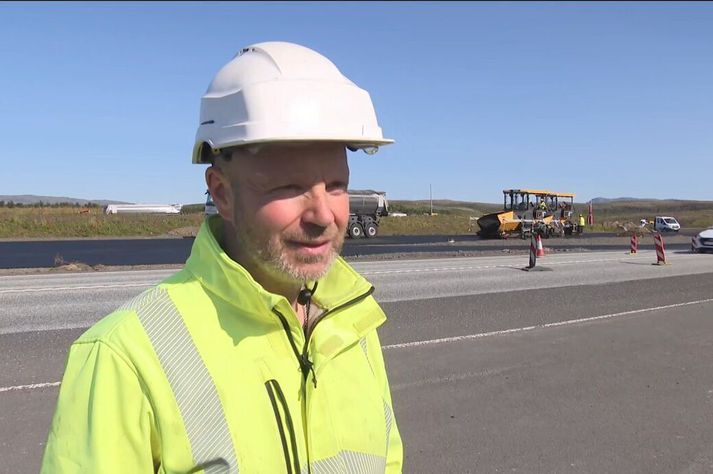 Árni Geir Eyþórsson er eigandi og framkvæmdastjóri Jarðvals.