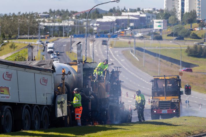 Ökumenn ættu að vera vakandi fyrir malbikunarframkvæmdum í dag.