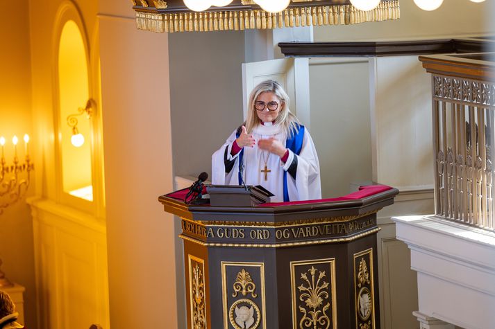 Guðrún Karls Helgudóttir er biskup Íslands.