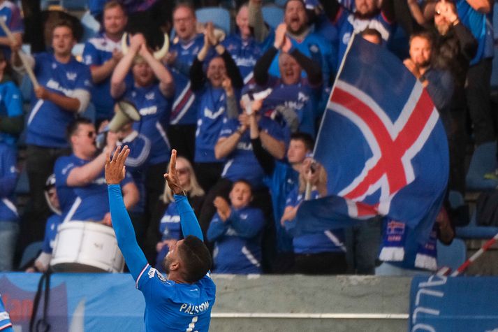 Ekki er búist við fullri stúku í Frakklandi í kvöld og að stuðningsfólk Íslands telji milli 150 og 200 manns.