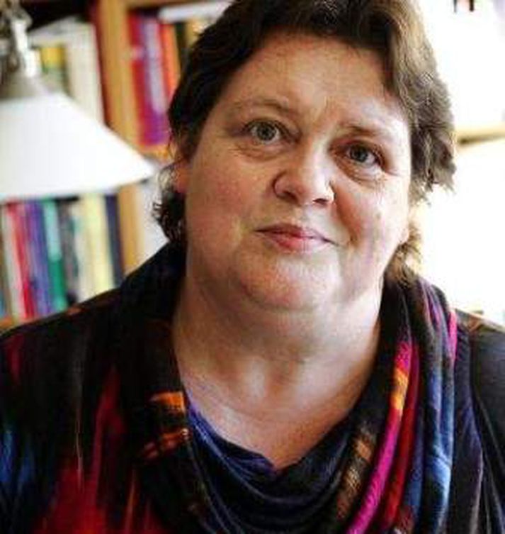 Nanna Rögnvaldardóttir fékk til sín franskan sjónvarpsmann og sýndi  honum hvernig farið er að í sláturgerðinni.