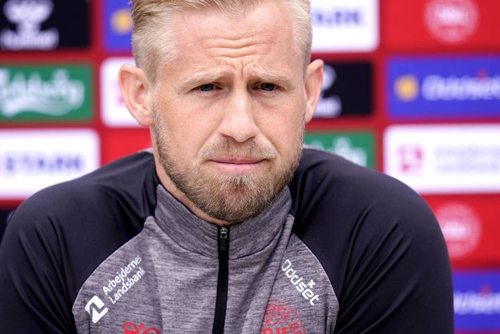 Kasper Schmeichel ræðir við blaðamenn í morgun.