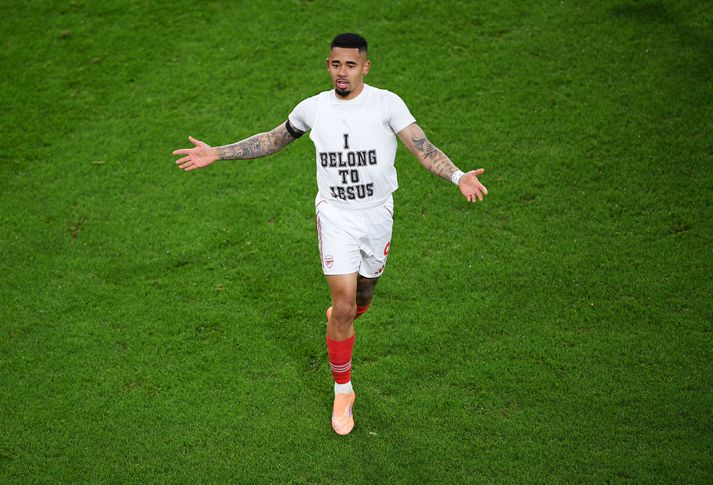 Gabriel Jesus tileinkaði nafna sínum markið gegn Aston Villa.