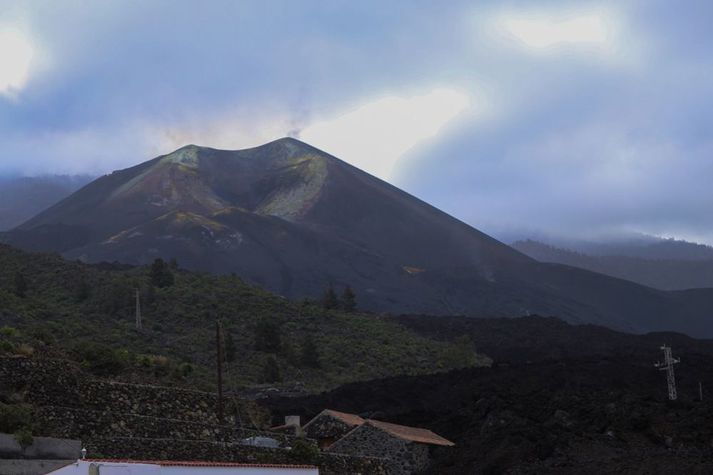 Cumbre Vieja eldfjallið á La Palma gaus fyrir tveimur árum. 