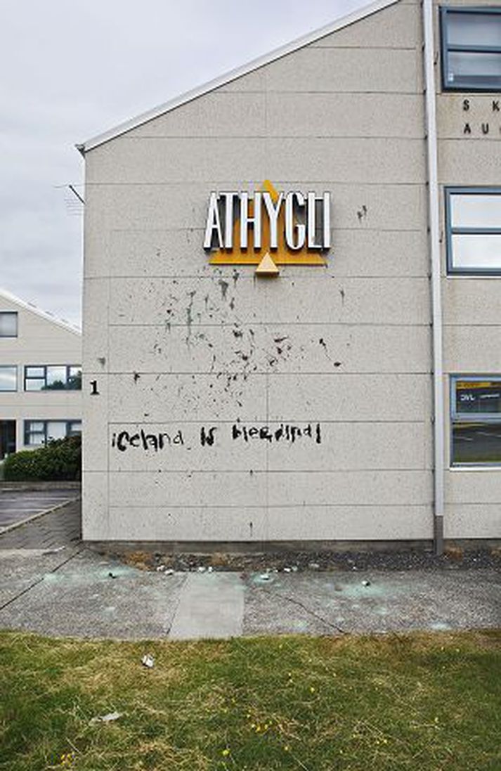 Skemmdarverk voru unnin á skrifstofuhúsnæði almannatengslaskrifstofunnar Athygli í Síðumúlanum. Fréttablaðið/hörður