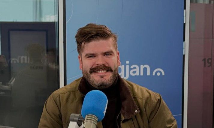 ESB-vakt til að staðreyndatékka full­yrðingar