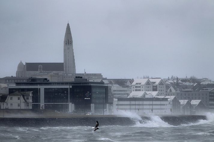 Stormurinn verður hvað vestur á milli klukkan fjögur og sjö í dag á höfuðborgarsvæðinu.