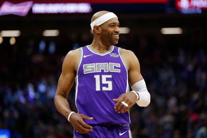 Vince Carter verður 42 ára á komandi leiktíð