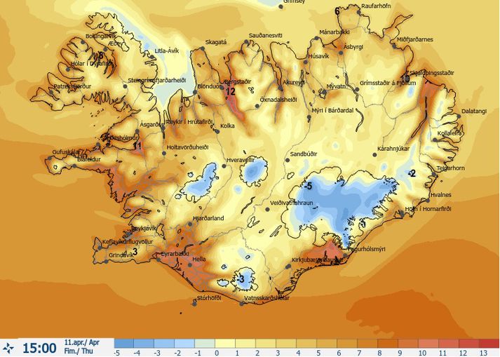 Hitaspákort Veðurstofunnar fyrir klukkan 15 á morgun.