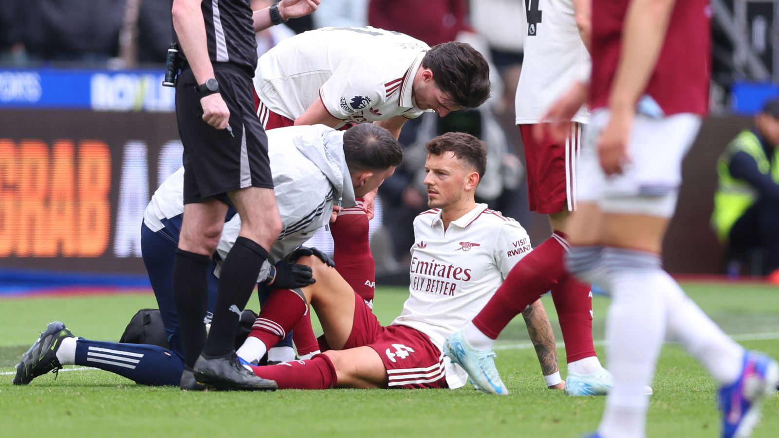 White spilar ekki meira með Arsenal á tíma­bilinu