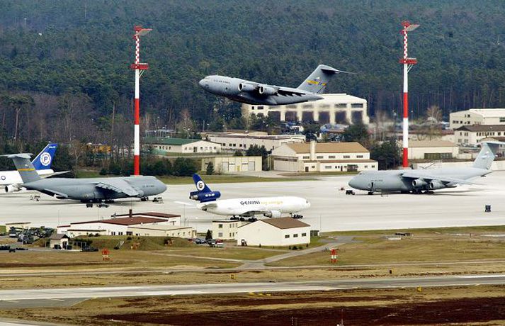 Ramstein. Þýska vikuritið Der Spiegel heldur því fram að flugvélar á snærum CIA hafi í 473 skipti farið um þýska lofthelgi og lent á þarlendum flugvöllum.