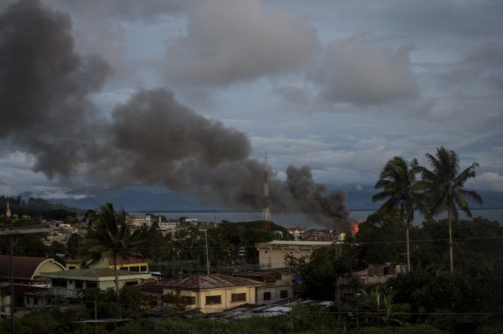 Borgin Marawi á Filippseyjum hefur farið illa út úr árásum vígamanna tengdum hryðjuverkasamtökunum ISIS.