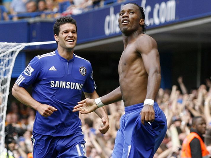 Didier Drogba hefur átt þátt í 6 af 10 mörkum Chelsea á tímabilinu.