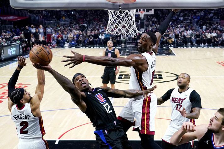 Eric Bledsoe skorar fyrir Los Angeles Clippers á móti Miami Heat í nótt.