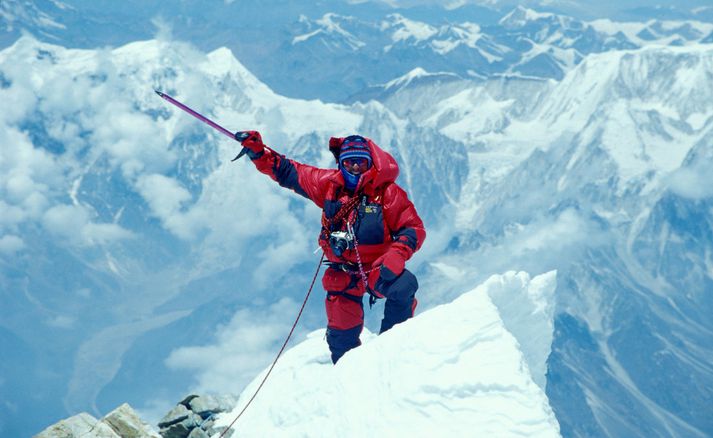 Ed Viesturs á tindi Manaslu.