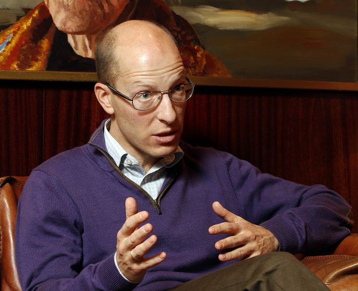 Hagfræðiprófessorinn Jesper Rangvid fer fyrir rannsóknarnefnd um orsakir fjármálakreppunnar í Danmörku. Hann segir mikilvægt að skera úr um að hvaða leyti megi rekja orsakir kreppunnar til innlendra þátta. Fréttablaðið/GVA