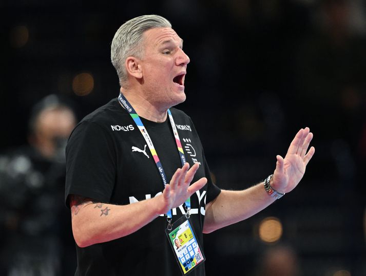 Nikolaj Jacobsen hefur misst afar sigursælan aðstoðarþjálfara en nú er arftakinn fundinn.