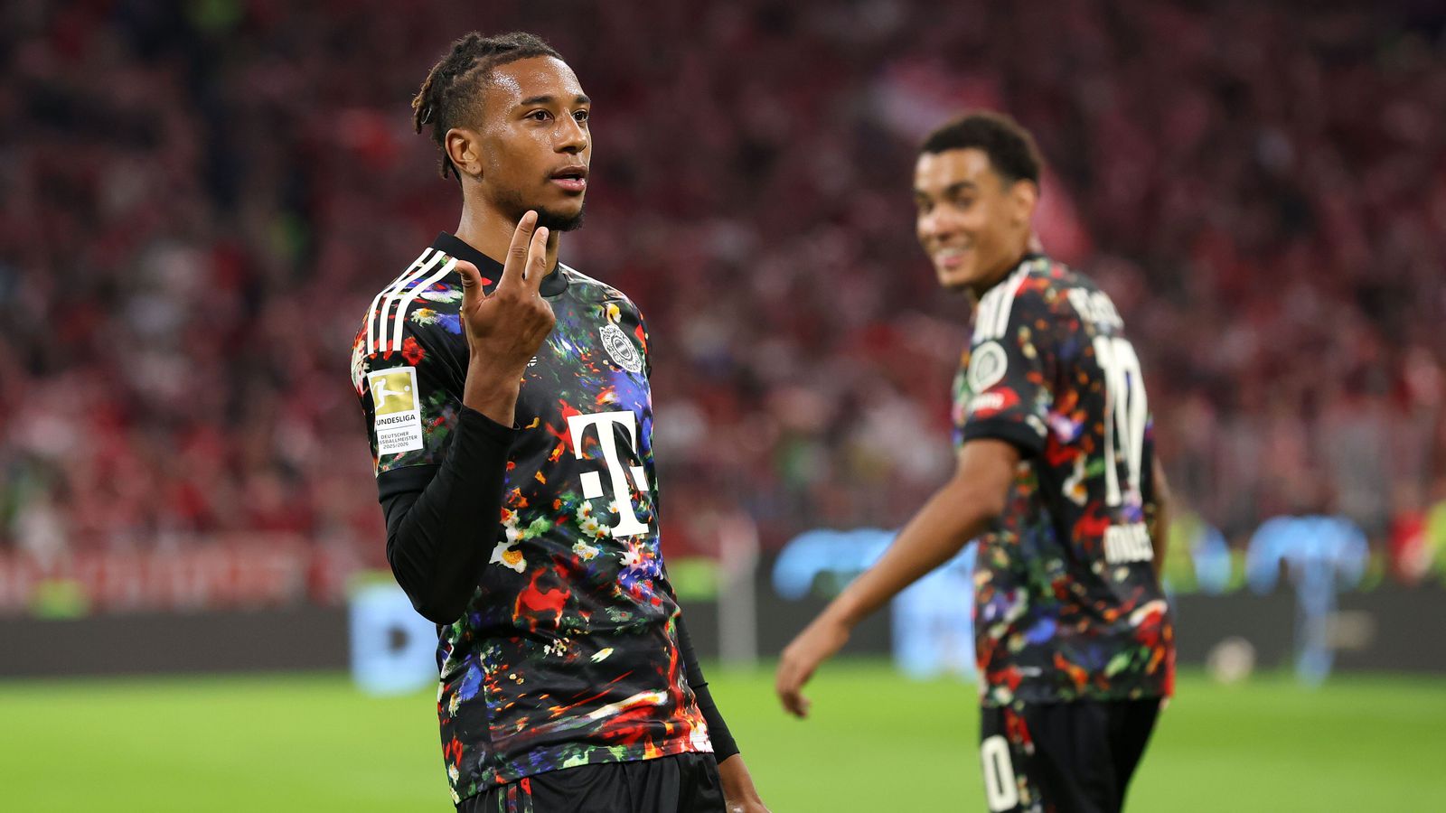 Bayern München burstaði Union Berlin með þrennu frá Olise