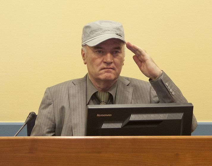 Ratko Mladić fór fyrir herum Bosníuserba og fyrirskipaði morð á þúsundum.