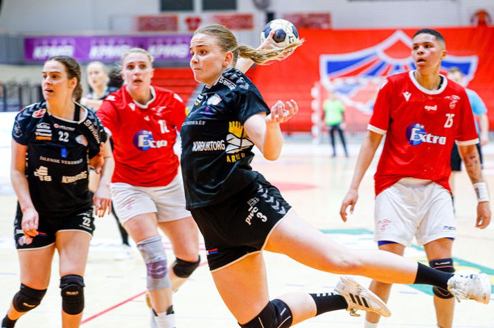 Aldís Ásta Heimisdóttir lék vel fyrir Skara í dag.