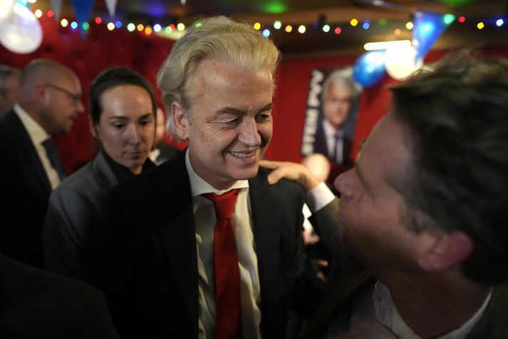 Geert Wilders var sigurreifur í gærkvöldi þegar ljóst var að Frelsisflokkur hans hefði unnið mikinn sigur.