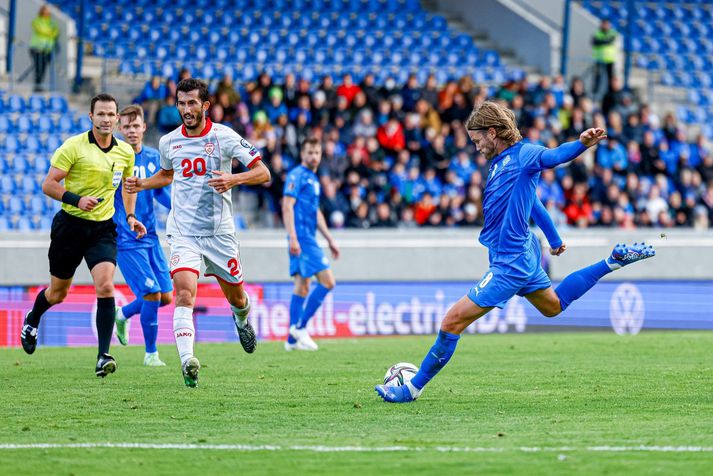 Birkir Bjarnason í hundraðasta landsleik sínum fyrir Ísland.