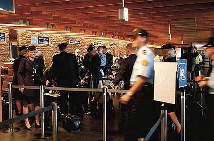 Farþegar sem fara um Leifsstöð geta nú fengið poka frá La Senza sér að kostnaðarlausu.