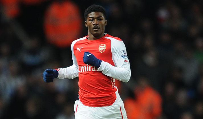 Maitland-Niles í leik með Arsenal.