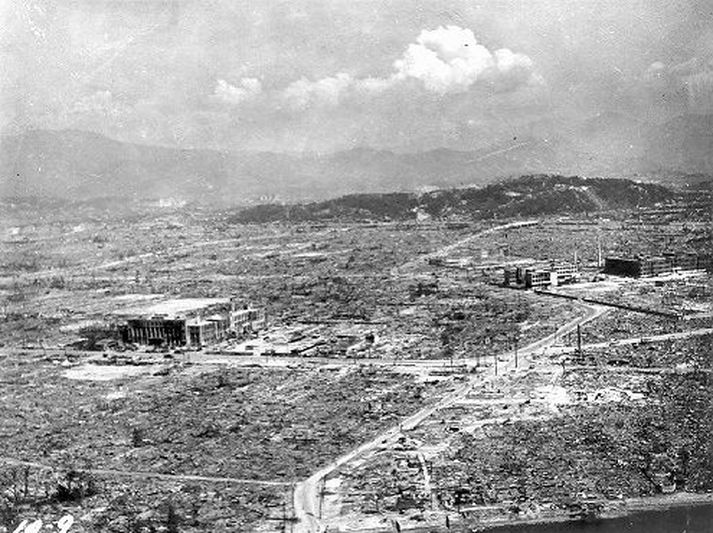 Hiroshima eftir árásina.