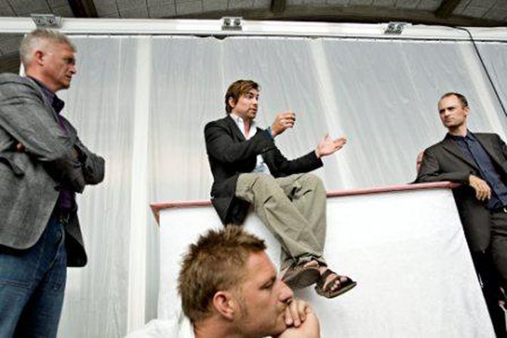 Morten Lund á fundi með starfsmönnum Nyhedsavisen í morgun.