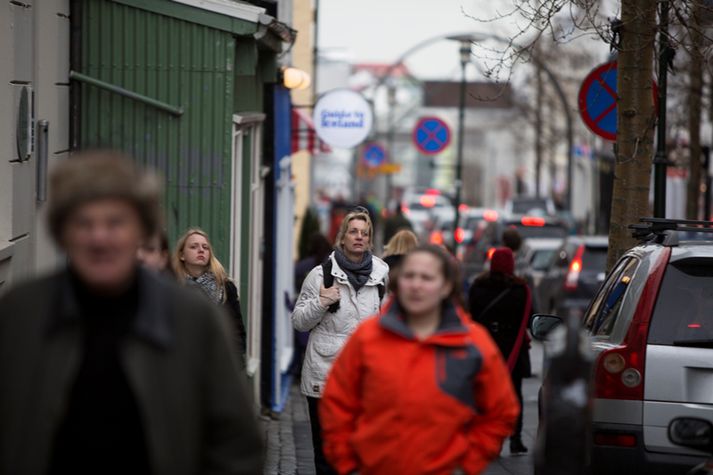 Atkvæðagreiðslunni lauk klukkan 12 á hádegi í dag.