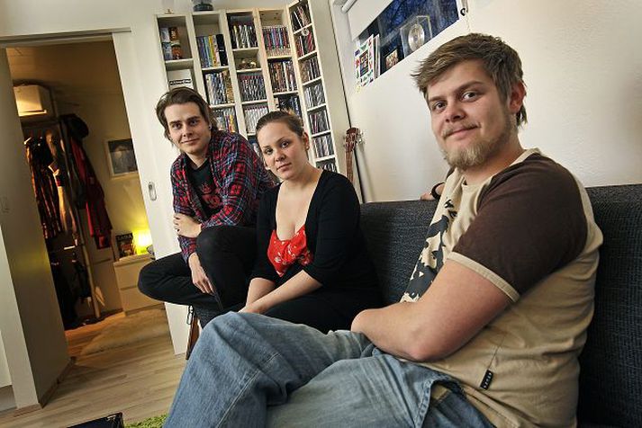 Listrænt vefrit Heimir Gústafsson, Ásdís Gunnarsdóttir og Haraldur Ari Karlsson standa að útgáfu vefritsins PDFlistin sem fjallar um íslenska list.fréttablaðið/vilhelm