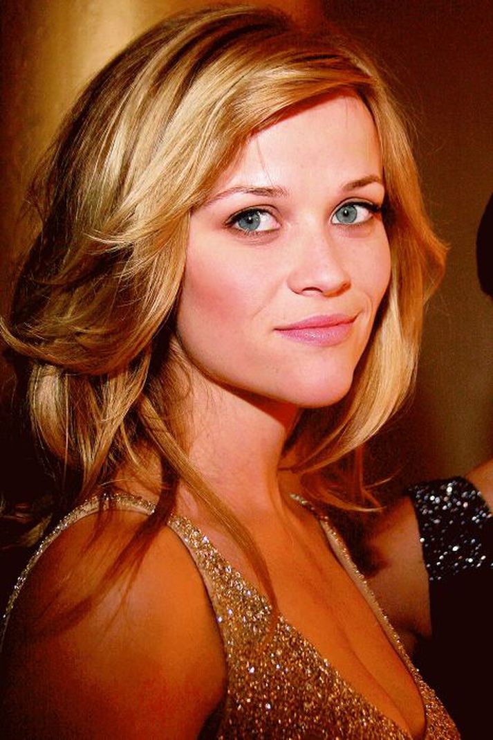 Reese Witherspoon leikur á móti Kidman í þáttunum.