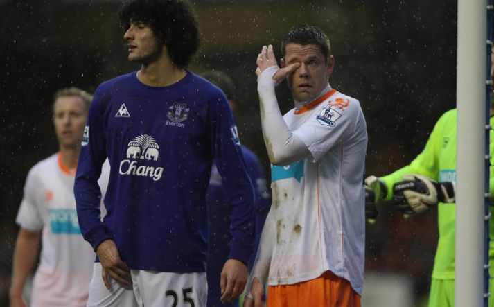 Ian Holloway knattspyrnustjóri Blackpool gæti þurft að setja markamannshanska á framherjann James Beattie.