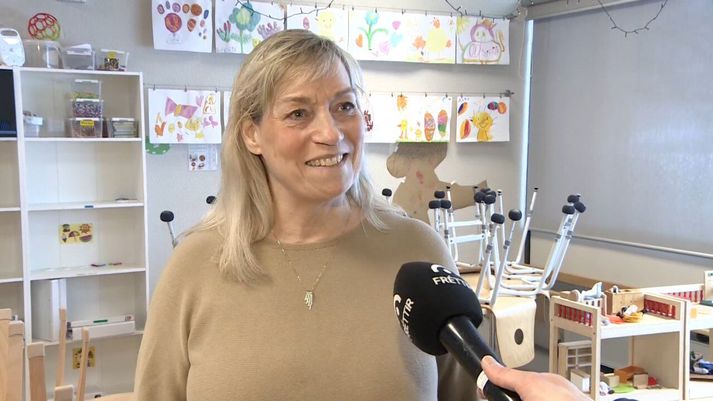 Sigrún var að vinna í starfsáætlun næsta árs til að nýta tímann. 