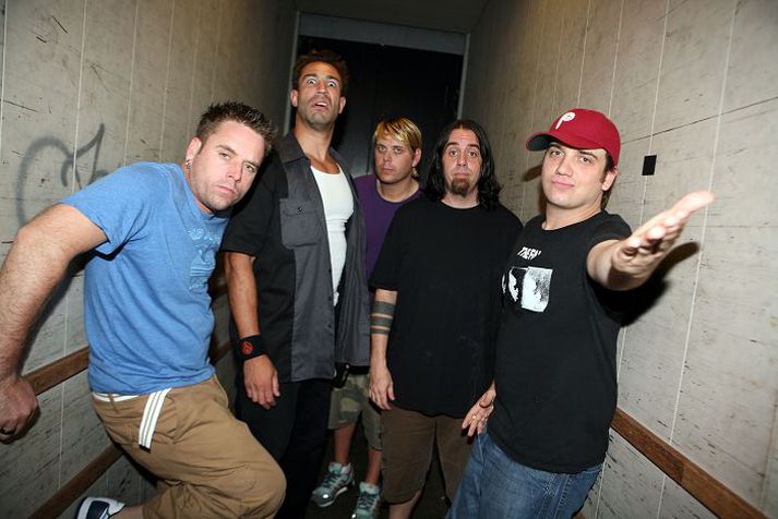 Bandaríska rokksveitin Bloodhound Gang er í vanda stödd eftir tónleikaferð um austur-Evrópu.