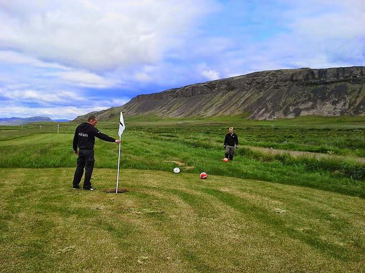 Fótboltagolfvöllurinn hefur verið vel sóttur í sumar.