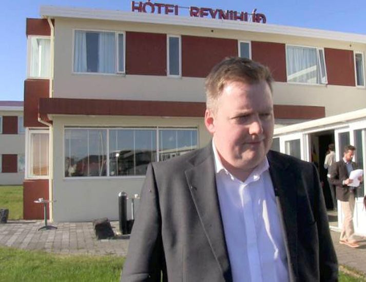 Sigmundur Davíð segir að harkalega hafi verið ráðist á oddvita flokksins í Reykjavík.