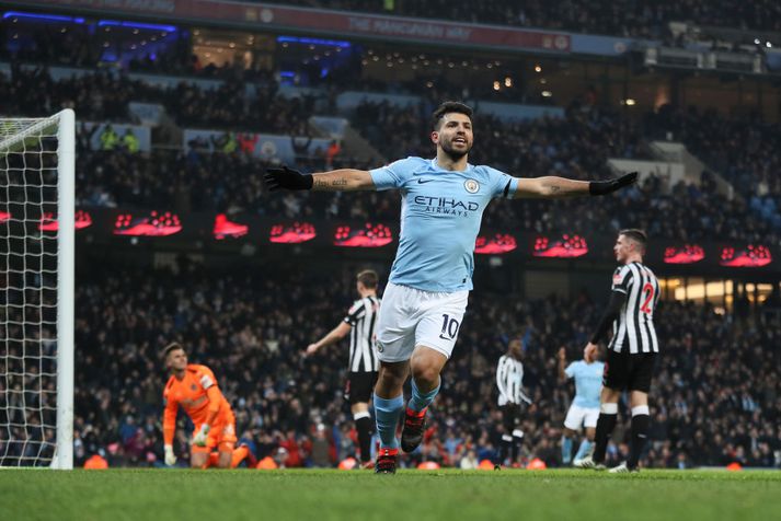 Sergio Aguero hlóð í þrennu