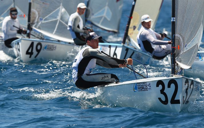 Rússar fá keppnisleyfi á ný en aðeins undir hlutlausum merkjum. 