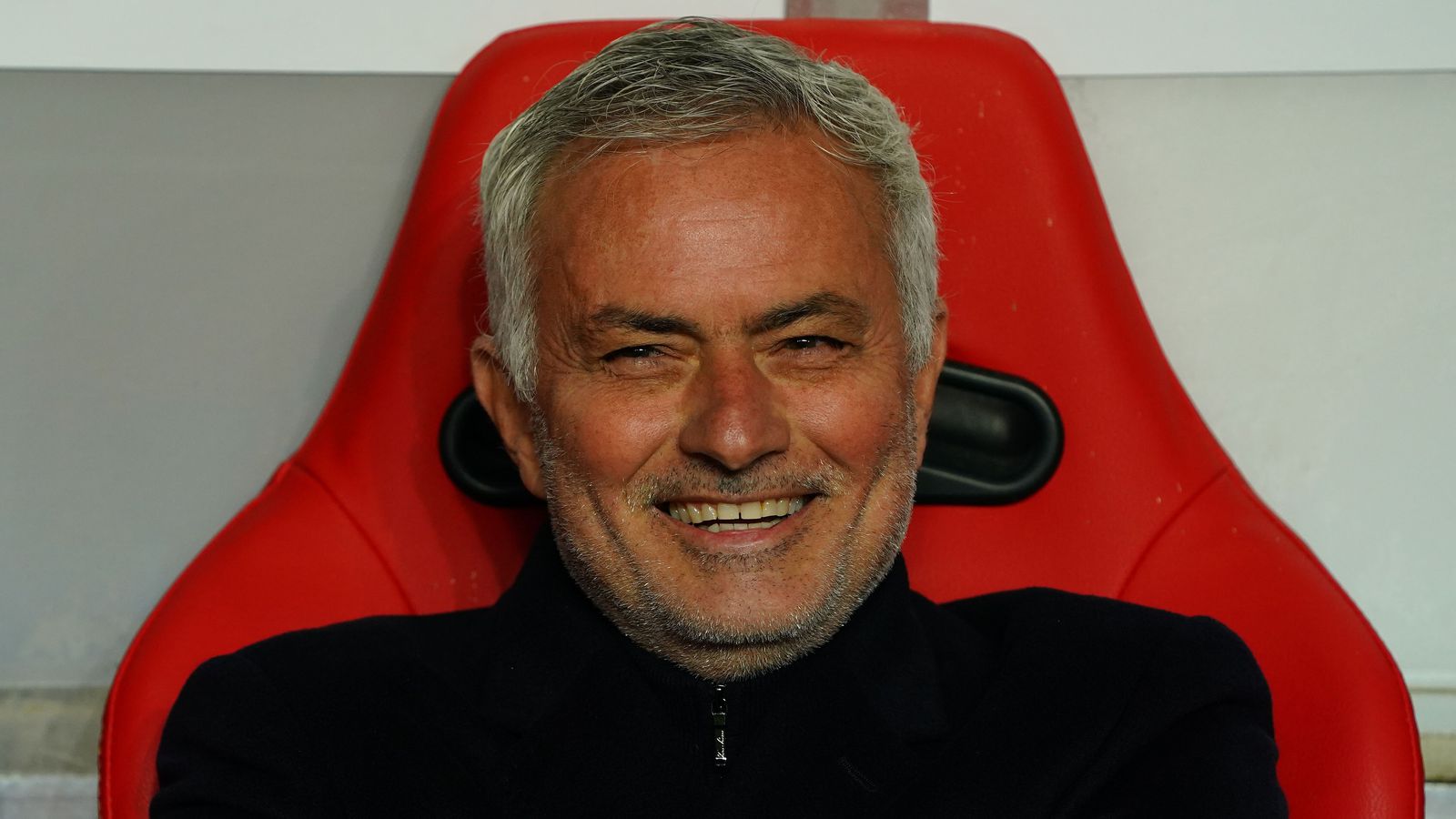 Benfica stað­festir að Mourinho taki við Real Madr