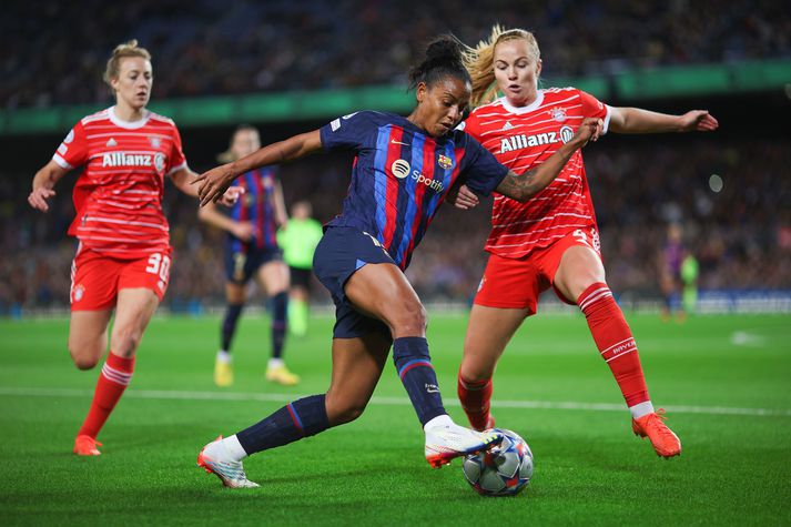 Glódís Perla í leik Bayern og Barcelona fyrir ekki svo löngu síðan.