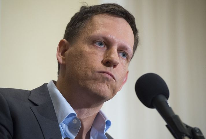 Thiel studdi meðal annars Donald Trump í forsetakosningunum vestanhafs í fyrra.