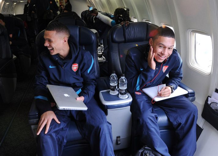 Leikmenn Arsenal skemmtu sér vel í fluginu.
